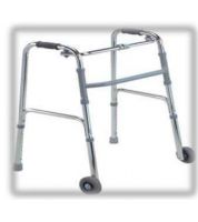 ووكر للمساعدة على الحركة مع عجلات Walker