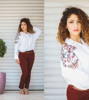 قميص  بتطريز ناعم  - L - ابيض 