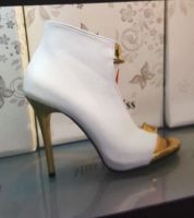 صندل جلد مفتوح مع كعب  - 36 Eu - ابيض وذهبي