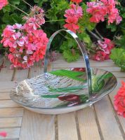 مضيفة بيضاوية 