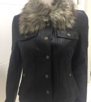 جاكيت Guess - S - اسود