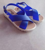 صندل بناتي  - 24 - ازرق غامق 