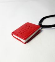 تعليقة وعقد على شكل كتاب