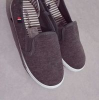 حذاء بناتي  - 32 - رمادي متوسط