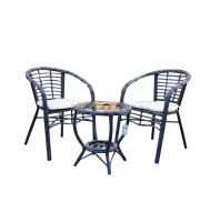 طاولةرتان مع 2 كرسي و فرش