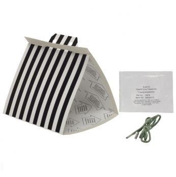 مصائد فورمونية لمراقبة الفراش في مخازن الحبوب. 