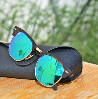 نظارة  باطار علوي عريض Ray-Ban RB3016   - اخضر