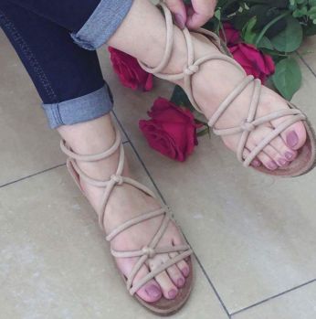 صندل برباط  - 38 Eu - سكني