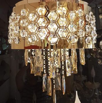 ثريا ليد حديثة