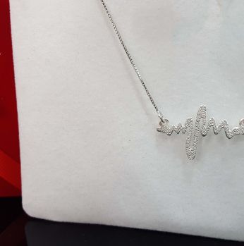 عقد شكل نبض قلب  925 - فضة