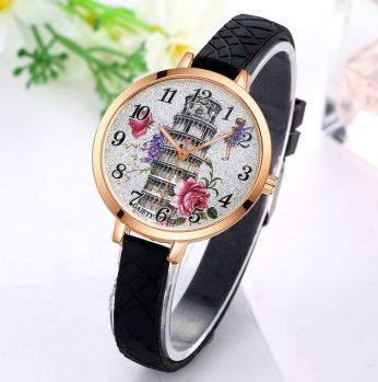 ساعة انيقة لون اسود