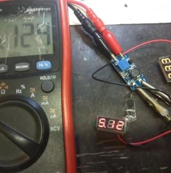 قطعة رفع الفولت