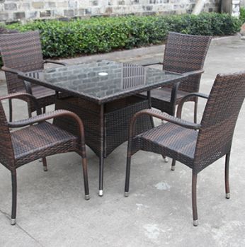 طقم طاولة مربع مع 4 كراسي Chocolate