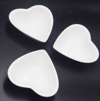 6 زبادي بورسلان قلب حب  هابي