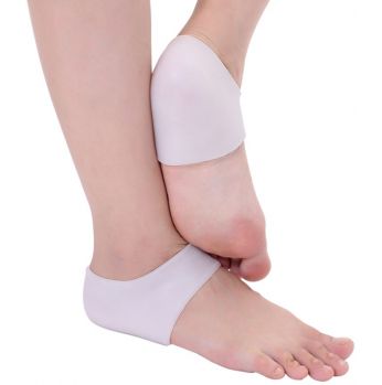 زوج من جوارب السيلكون لمنع تشقق الكعبين