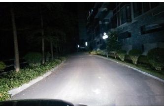 زوج لمبات Led لمصابيح السيارة الامامية مقاس ‫(h4) بقوة 8000 لومينز6500 كيلو   الأبيض