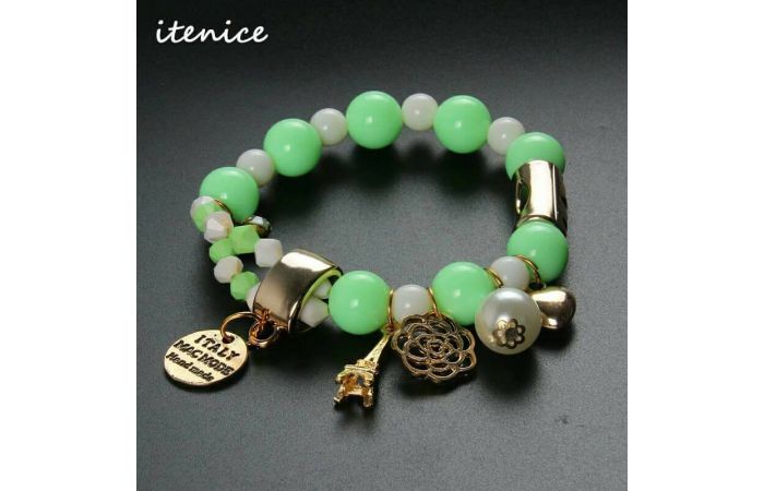 اسوارة مميزة  - بلاستيك